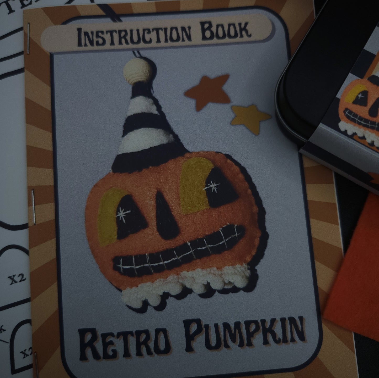 Retro Pumpkin Sewing Kit (Scented Option Available)