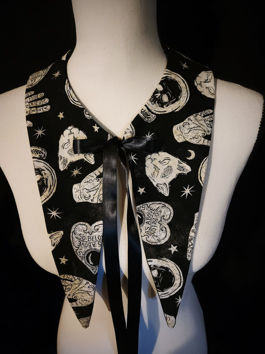 Divintation Pointed Collar