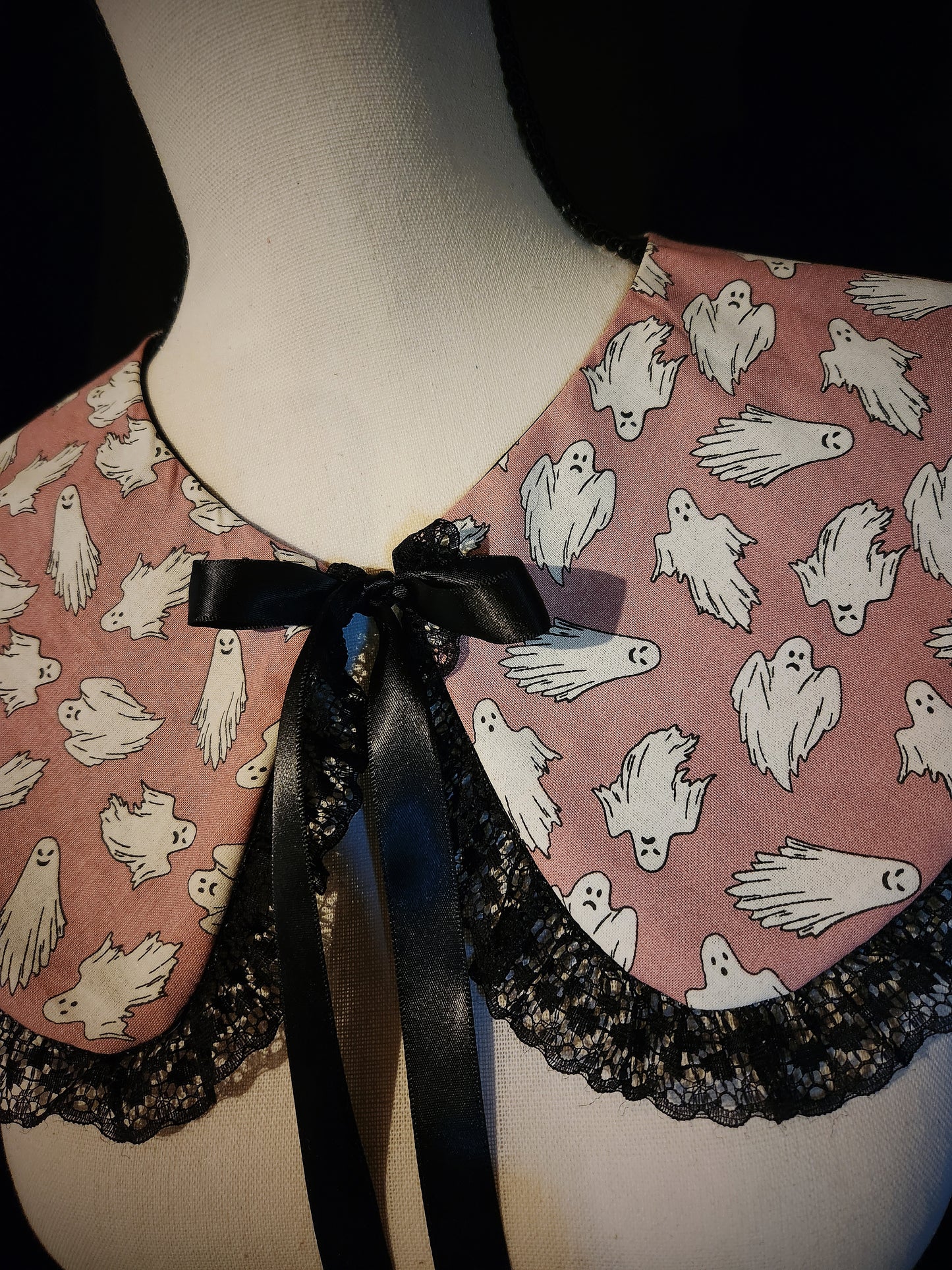 Pink Ghost Ruffle Collar