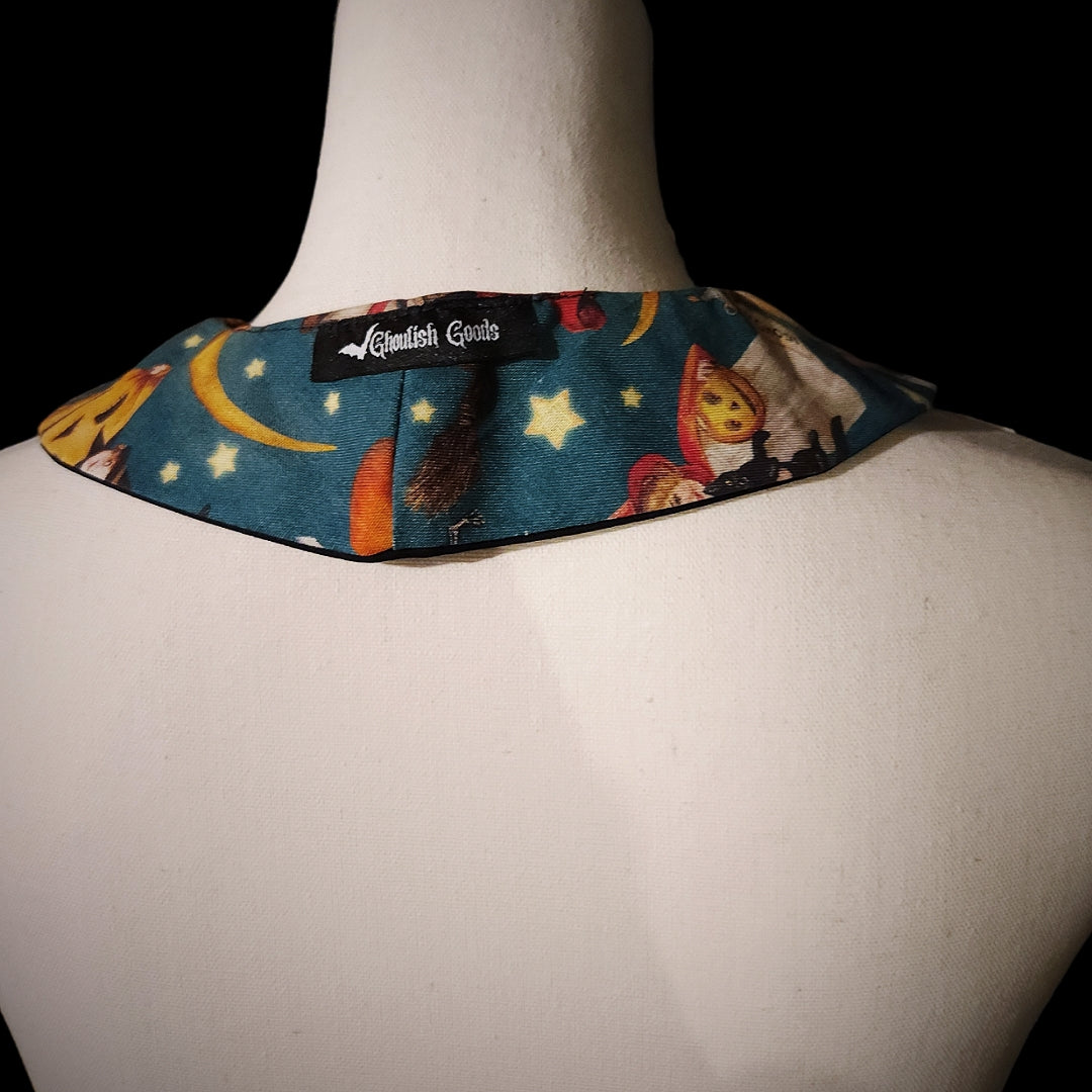 Vintage Halloween Pointed Collar
