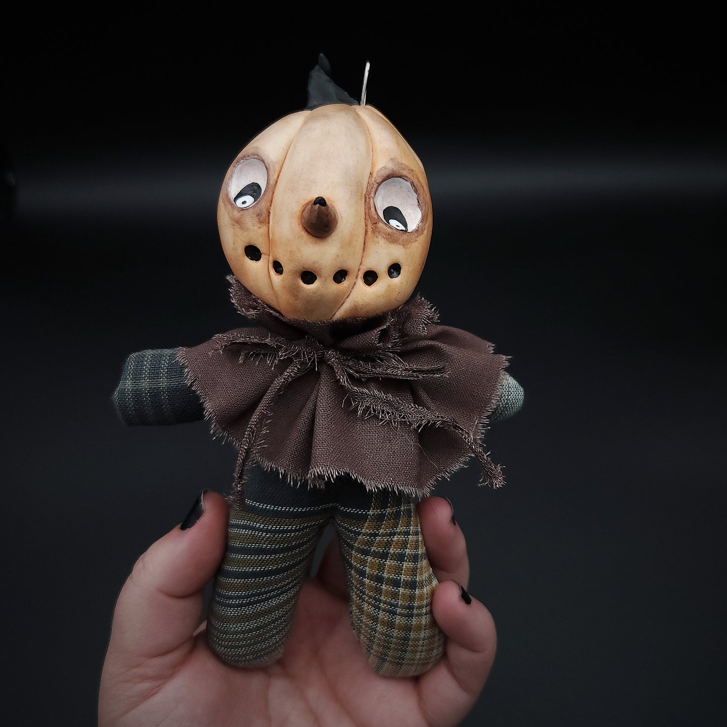 Mini Art Doll Ornament
