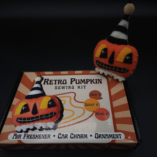 Retro Pumpkin Sewing Kit (Scented Option Available)