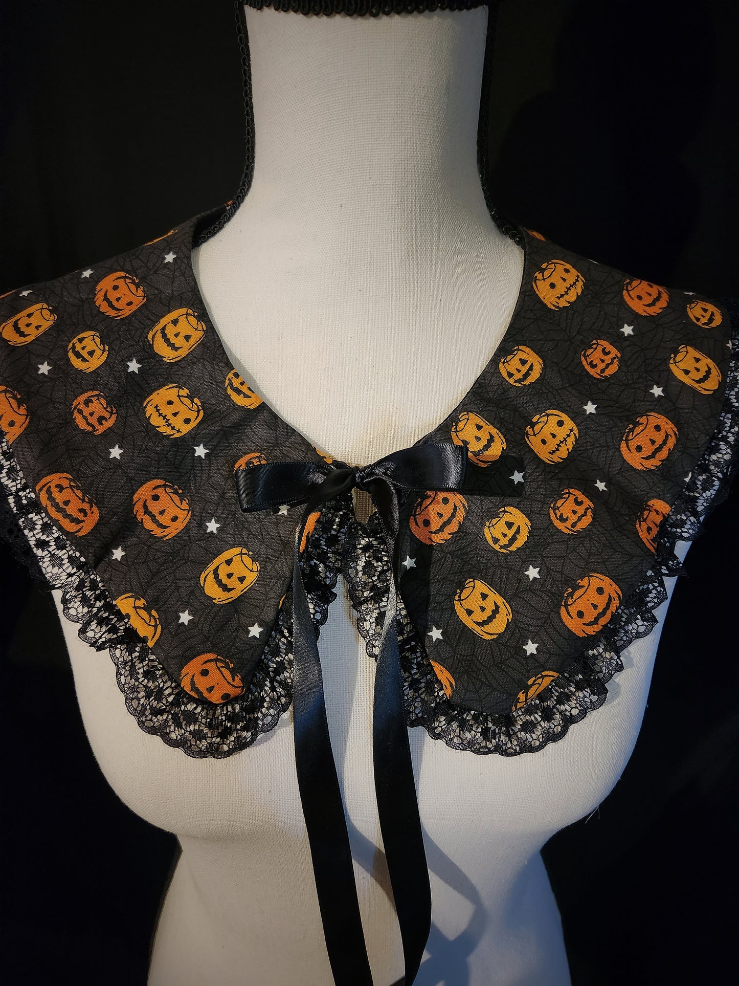 Pumpkin Ruffle Collar